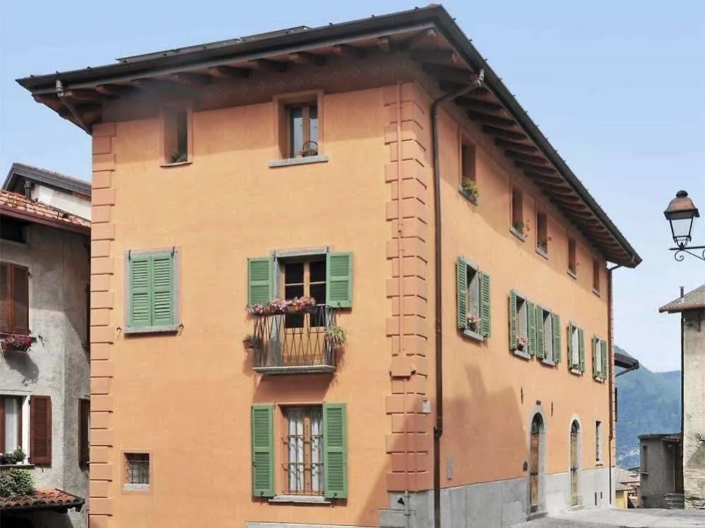 Bed & Breakfast B&B Aquarelle Faggeto Lario Italy