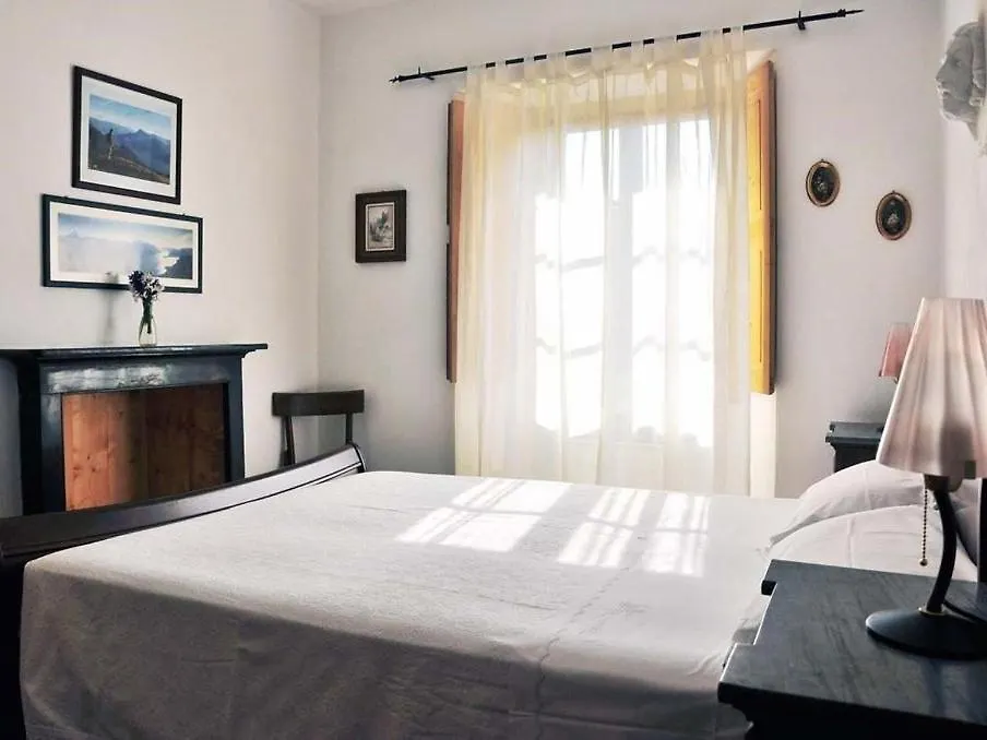 فندق مبيت وإفطار Faggeto Lario B&B Aquarelle إيطاليا